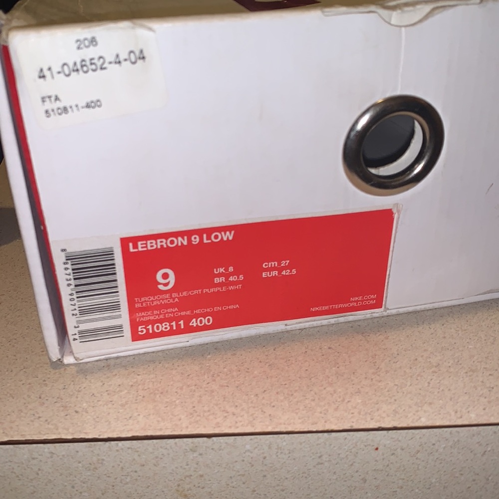 LeBron 9 Low - Picture 2 of 6